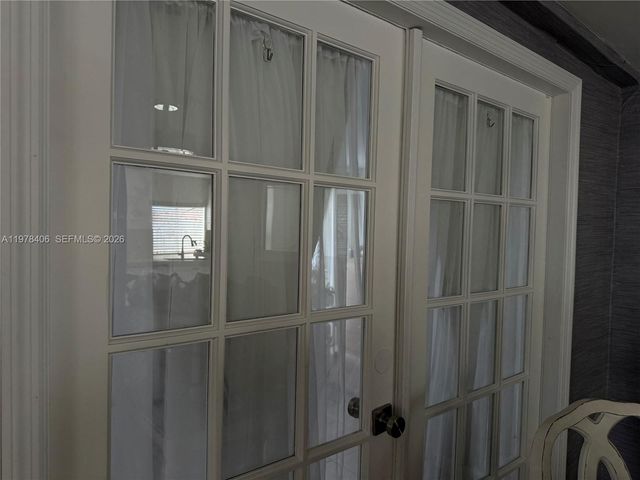 285 NW 60th Ave, Miami, FL 33126