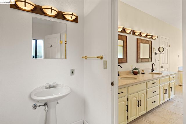 6065 Dimm Way, Richmond, CA 94805