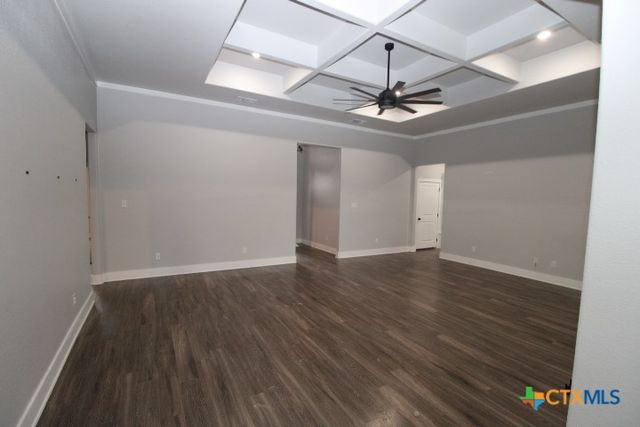 215 Slippery Elm Drive, Nolanville, TX 76559