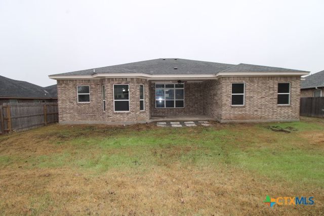 215 Slippery Elm Drive, Nolanville, TX 76559