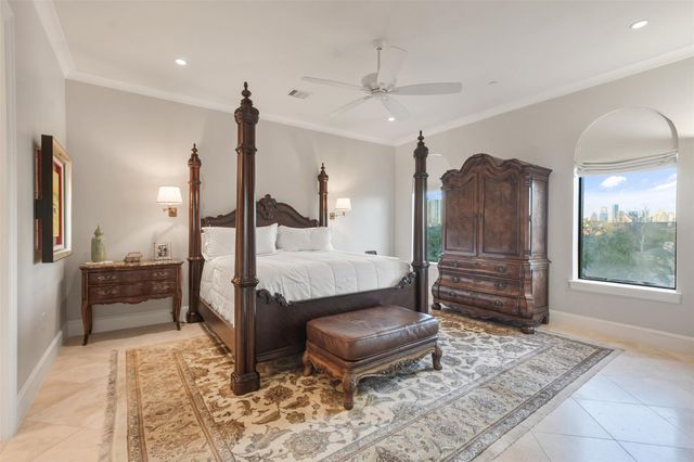 2221 Welch Street 401, Houston, TX 77019