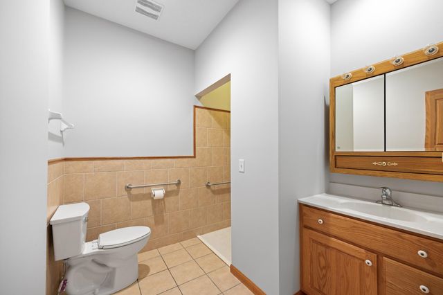 608 Parkview Circle, Delano, MN 55328