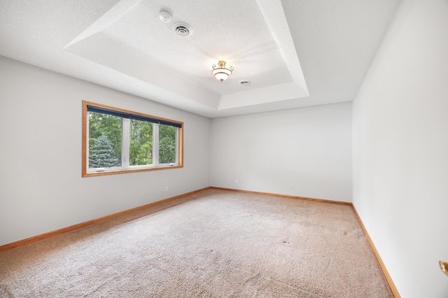 608 Parkview Circle, Delano, MN 55328