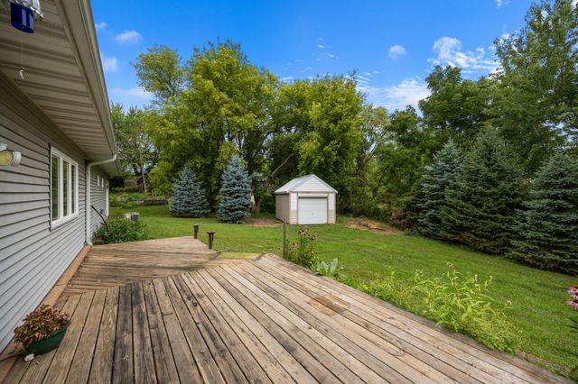 608 Parkview Circle, Delano, MN 55328