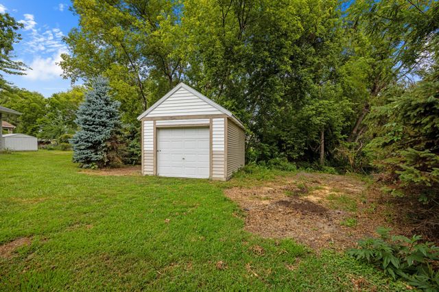 608 Parkview Circle, Delano, MN 55328