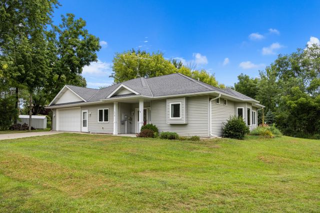 608 Parkview Circle, Delano, MN 55328