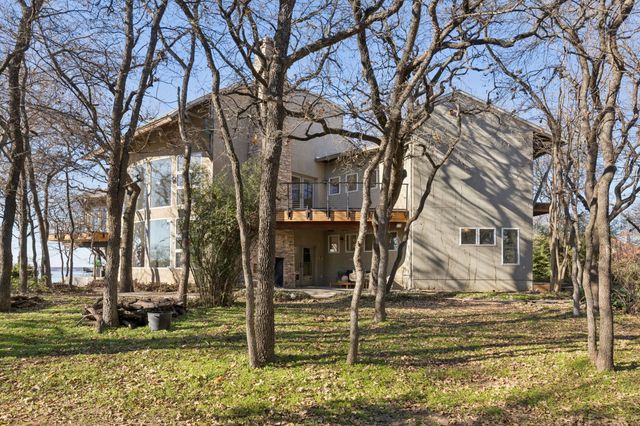 540 Diamond Point Drive, Oak Point, TX 75068
