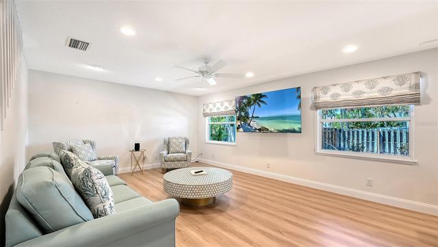 5151 SAINT ALBANS AVENUE, Sarasota, FL 34242