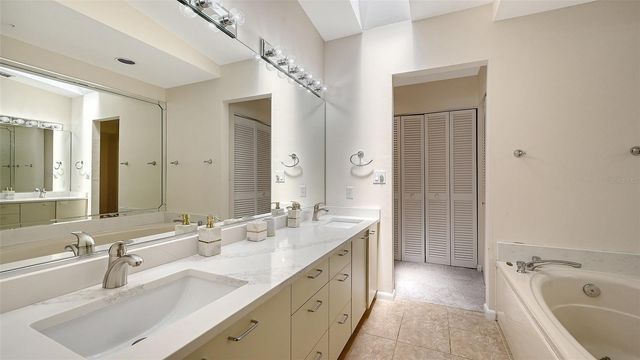 5151 SAINT ALBANS AVENUE, Sarasota, FL 34242