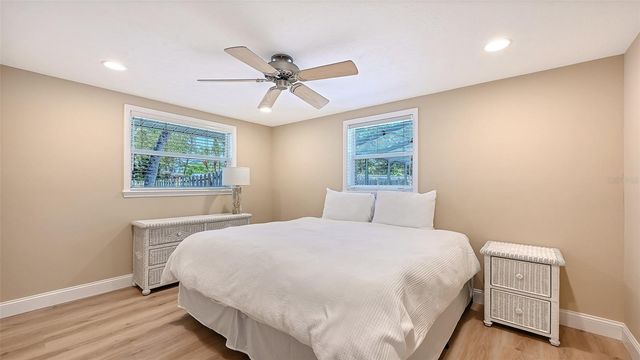 5151 SAINT ALBANS AVENUE, Sarasota, FL 34242
