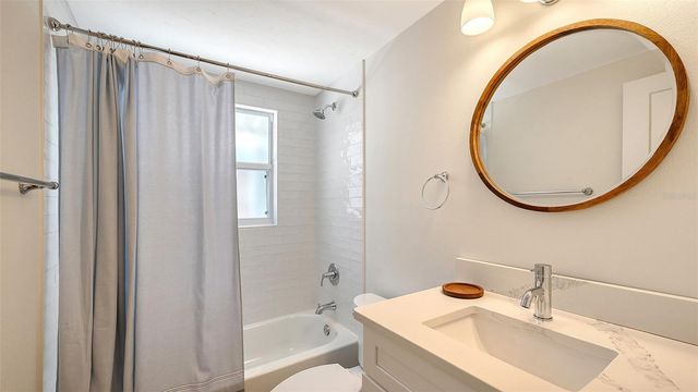 5151 SAINT ALBANS AVENUE, Sarasota, FL 34242