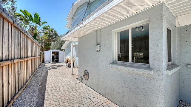 5151 SAINT ALBANS AVENUE, Sarasota, FL 34242
