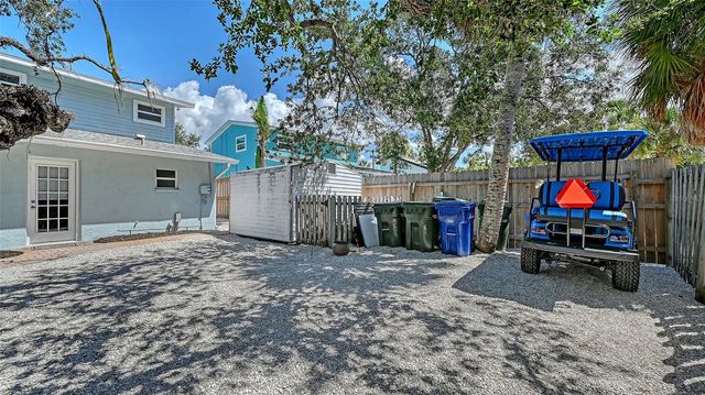 5151 SAINT ALBANS AVENUE, Sarasota, FL 34242