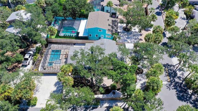 5151 SAINT ALBANS AVENUE, Sarasota, FL 34242