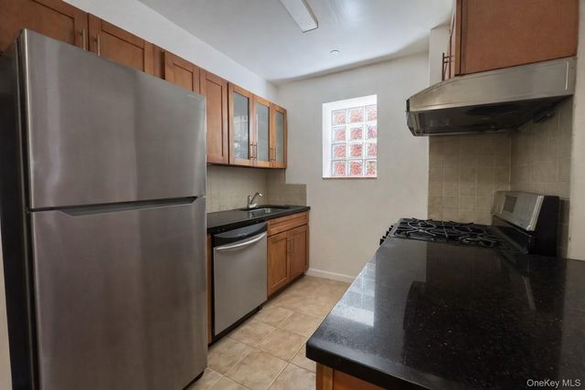 9106 Whitney Avenue 3A, Elmhurst, NY 11373