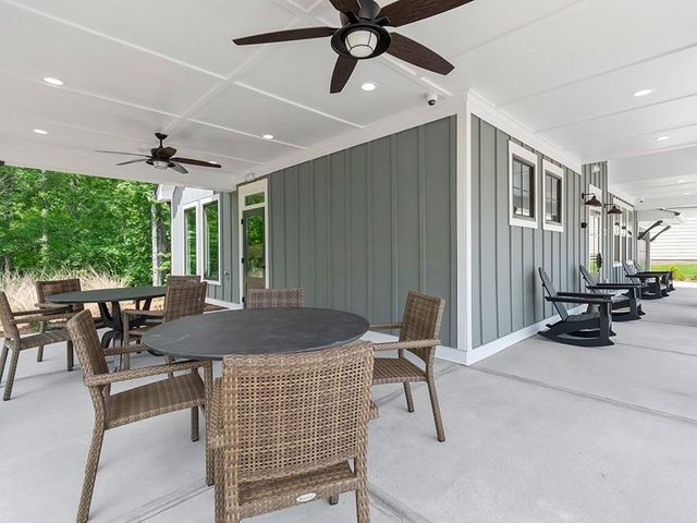 1302 Cedarcrest Boulevard, Acworth, GA 30101