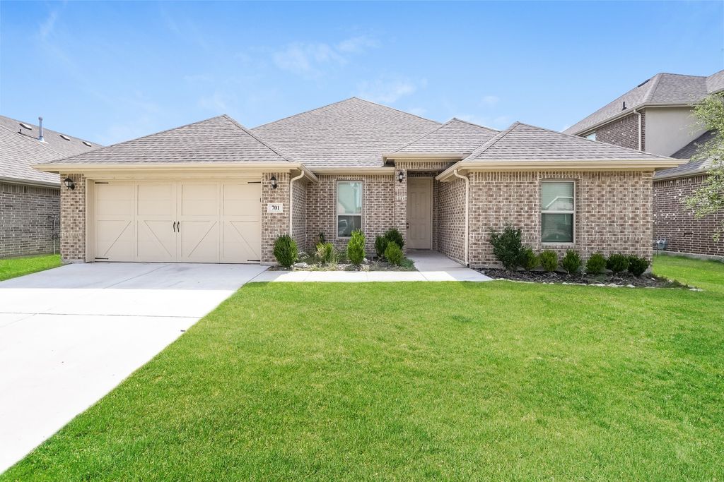 701 Brody Trail, Weatherford, TX 76008