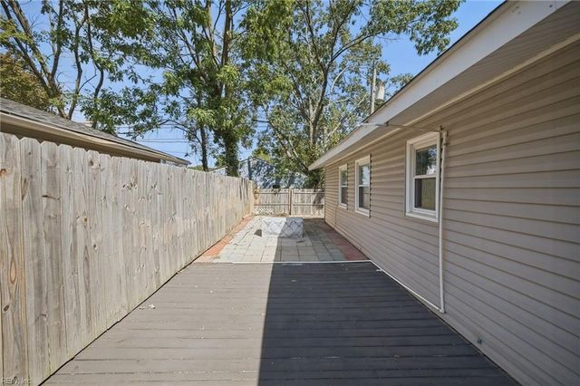 3516 Champlain LN, Virginia Beach, VA 23452