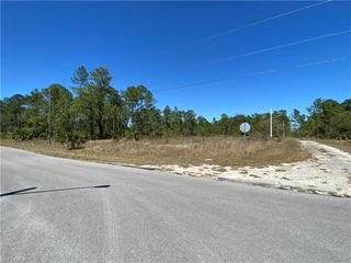 2429 Jetridge ST, Alva, FL 33920