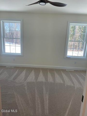 1705 Champagne Drive, Schodack, NY 12033