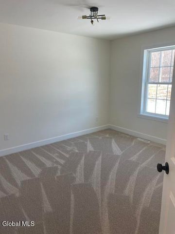 1705 Champagne Drive, Schodack, NY 12033