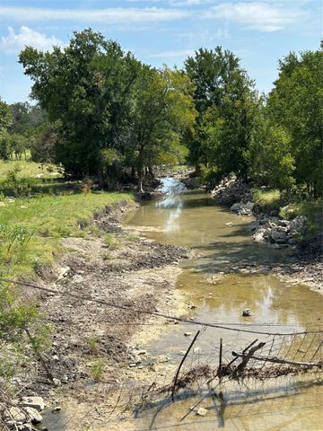 10047 E Hwy 36, Jonesboro, TX 76538