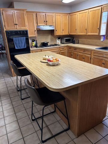 10047 E Hwy 36, Jonesboro, TX 76538