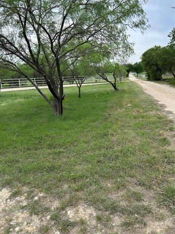 10047 E Hwy 36, Jonesboro, TX 76538