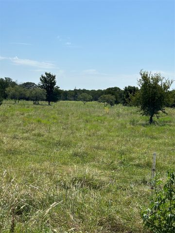 10047 E Hwy 36, Jonesboro, TX 76538