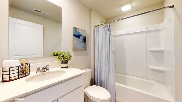 733 E Bear Drive, Tiffin, IA 52340