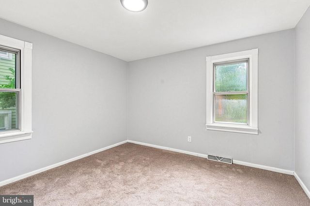 68 EVERGREEN AVE, Bellmawr, NJ 08031