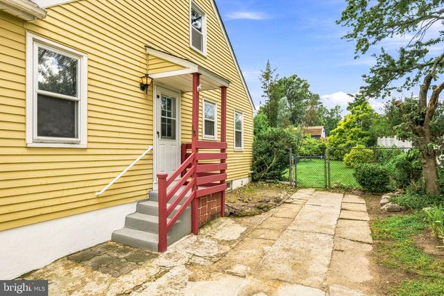 68 EVERGREEN AVE, Bellmawr, NJ 08031