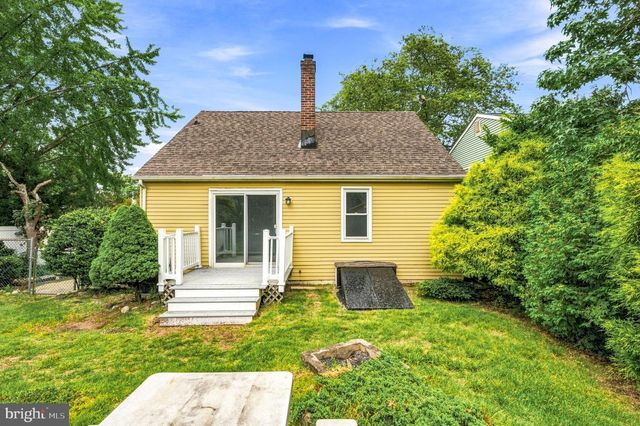 68 EVERGREEN AVE, Bellmawr, NJ 08031