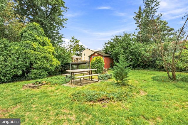 68 EVERGREEN AVE, Bellmawr, NJ 08031
