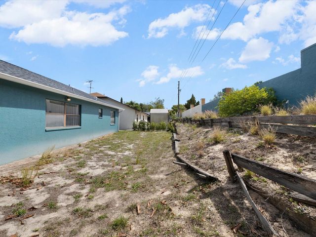 11443 NATURE TRAIL, Port Richey, FL 34668