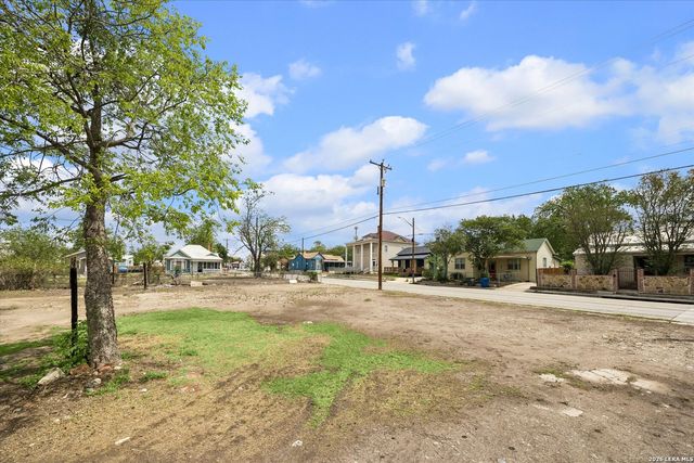 427 Montana, San Antonio, TX 78203