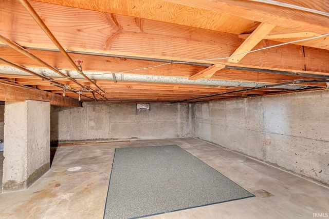 1810 Hass Drive, South Bend, IN 46635