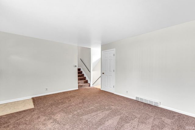 1810 Hass Drive, South Bend, IN 46635