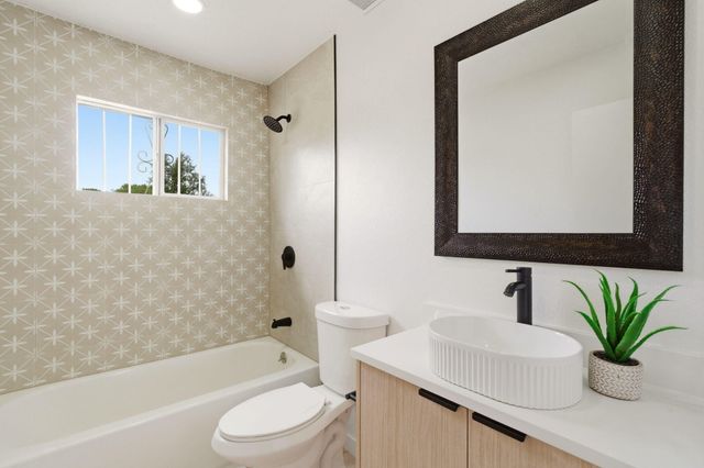 1201 Willys Knight Drive NE, Albuquerque, NM 87112