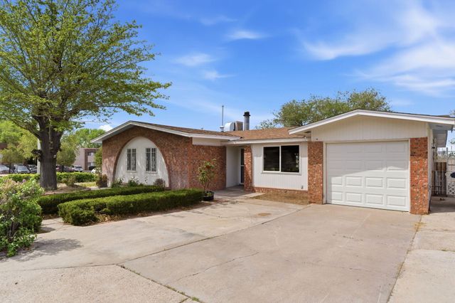 1201 Willys Knight Drive NE, Albuquerque, NM 87112