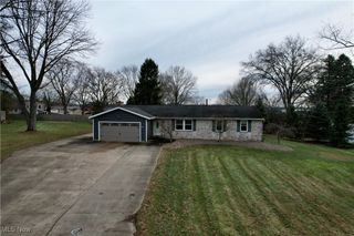 5648 Vantage Hill Avenue NW, Massillon, OH 44646