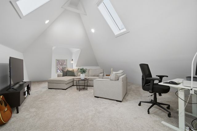 4744 N Lotus Avenue, Chicago, IL 60630