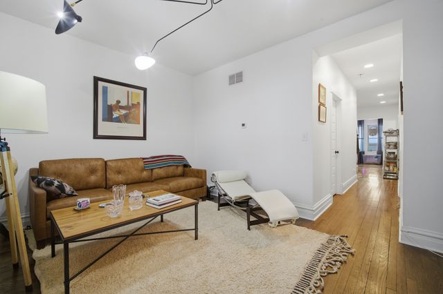 4744 N Lotus Avenue, Chicago, IL 60630