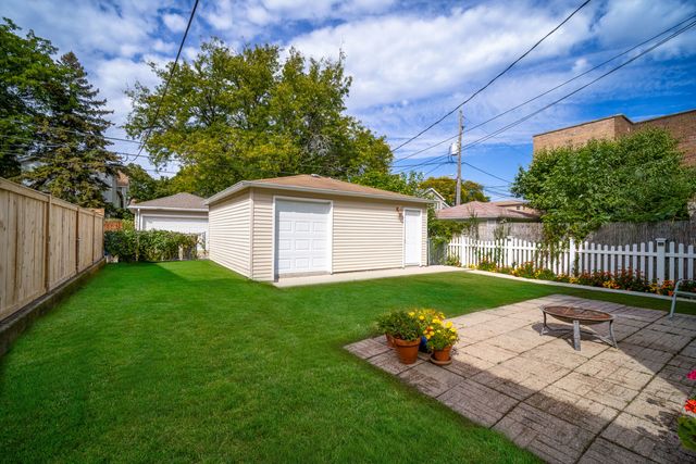 4744 N Lotus Avenue, Chicago, IL 60630