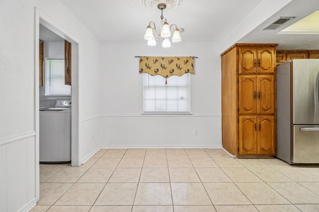 2030 Huntington Drive, Grand Prairie, TX 75051