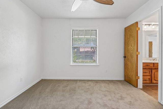 2030 Huntington Drive, Grand Prairie, TX 75051