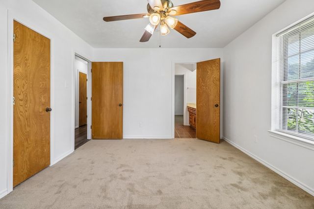 2030 Huntington Drive, Grand Prairie, TX 75051