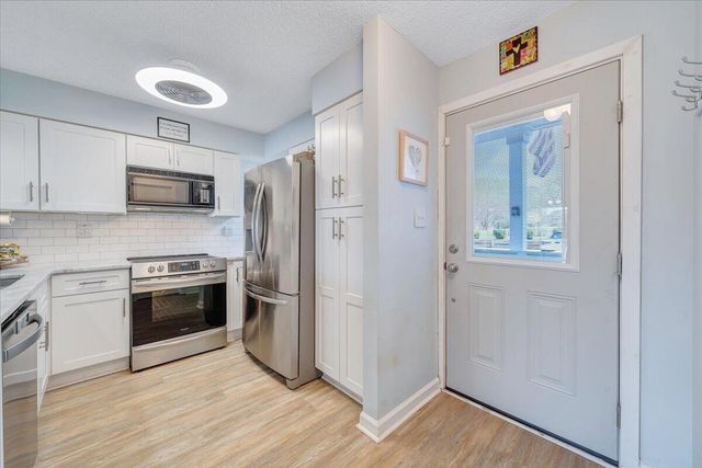 254 Blarney Stone CT, Huddleston, VA 24104