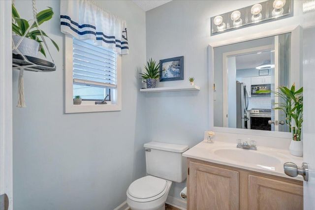 254 Blarney Stone CT, Huddleston, VA 24104