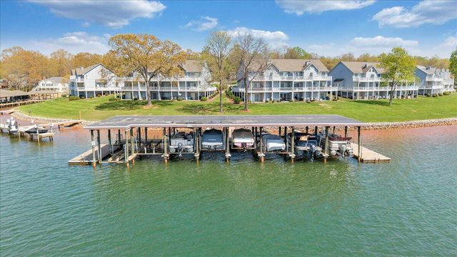 254 Blarney Stone CT, Huddleston, VA 24104